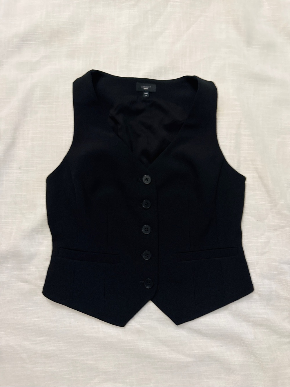 NWOT Express Editor Women Black vest, size XS